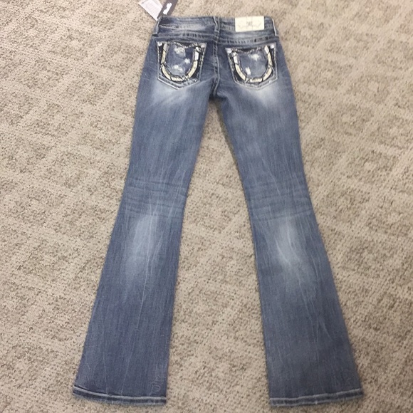 NWT Horseshoe Miss Me Boot Jeans! - Picture 7 of 8